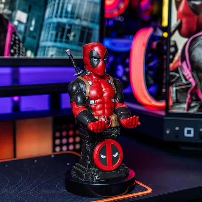 ACTION FIGURE